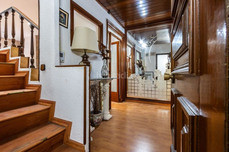 Foto 1f6cf94c-8ec1-4eb6-9a94-bbecdfd56633. Xalet amb aparcament a Gràcia Sabadell