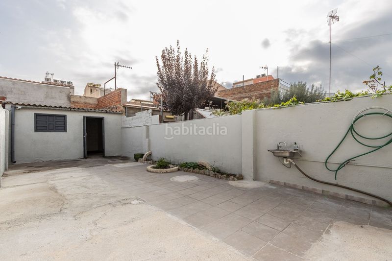 Foto 219794f2-e053-4fea-8a2e-0f7f6d3fbf4f. Xalet amb aparcament a Gràcia Sabadell