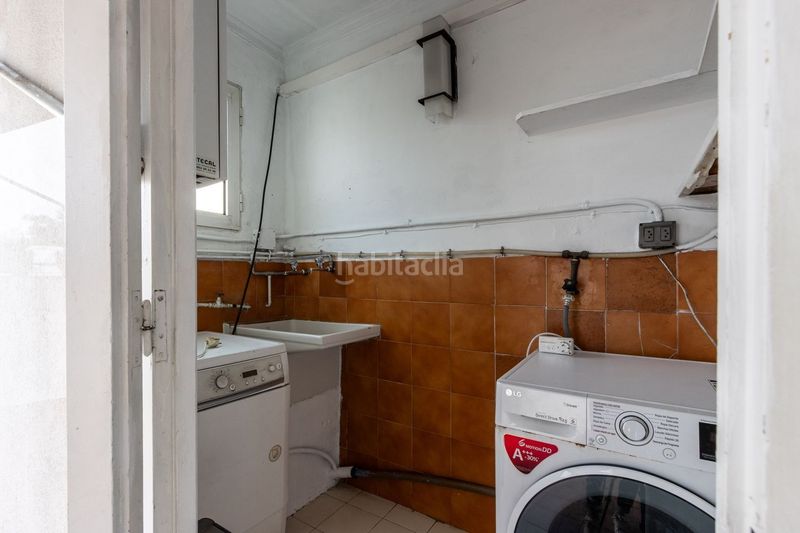 Foto 4de4394e-9974-4fda-8c10-0a088d16d0a5. Xalet amb aparcament a Gràcia Sabadell