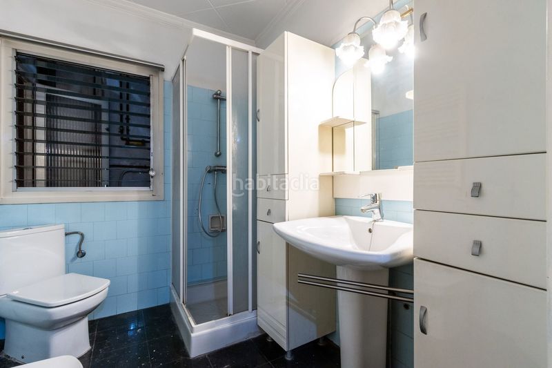 Foto 7a0d6d54-a584-4c62-9f63-dfeb314901f8. Xalet amb aparcament a Gràcia Sabadell