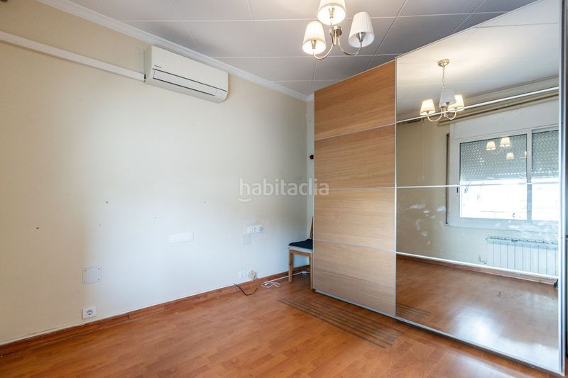 Foto aeb9b3d0-9f5a-4009-a0f1-e65f7fefb7b9. Xalet amb aparcament a Gràcia Sabadell