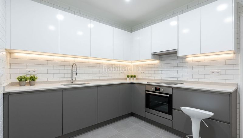 Foto ddf4c4e2-e9ed-43cb-b1e6-b227c9320c7d. Xalet amb aparcament a Gràcia Sabadell