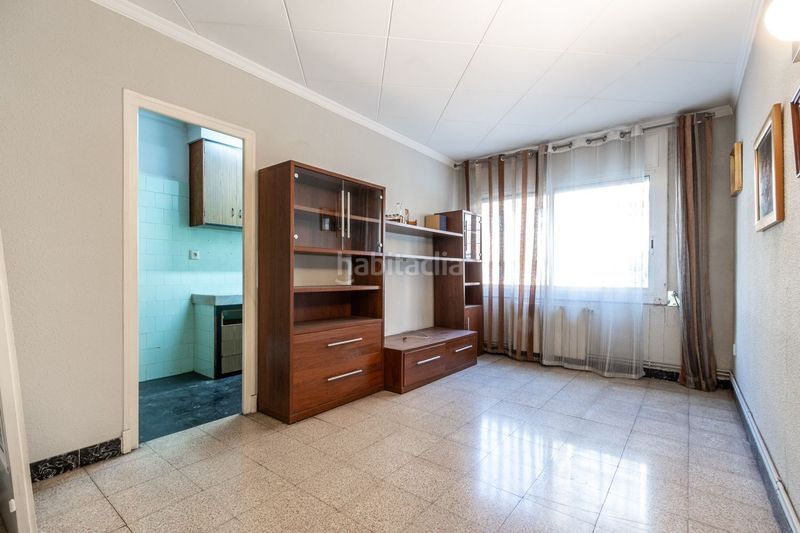 Foto e39c3819-d0f7-4701-be36-7ae46413da83. Xalet amb aparcament a Gràcia Sabadell