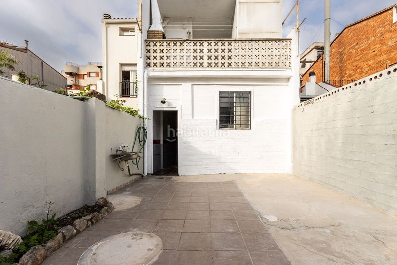 Foto e7ed5408-31d1-405b-9808-d54d0aa3c1c2. Xalet amb aparcament a Gràcia Sabadell