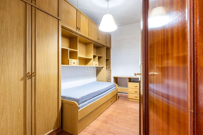 Foto f1c5cbe1-144b-48bf-9037-456bed3764d3. Xalet amb aparcament a Gràcia Sabadell