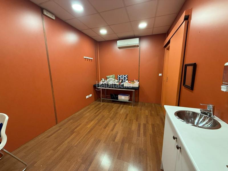 Foto 2d0d4a05-bcff-4b51-b2e4-a3f55b614a1d. Local comercial en Can Rull Sabadell
