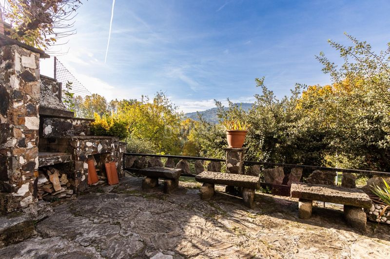 Foto 2485d307-e2db-474e-b369-4d78ee596f50. Casa amb calefacció aparcament a Masies de Voltregà (Les)