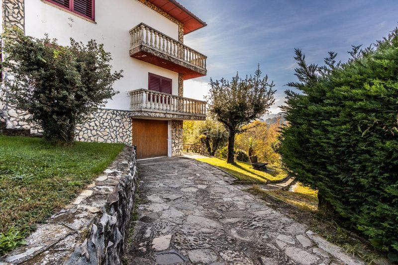 Foto 5d493191-649c-40f2-9c40-04c8e51d0c12. Casa amb calefacció aparcament a Masies de Voltregà (Les)