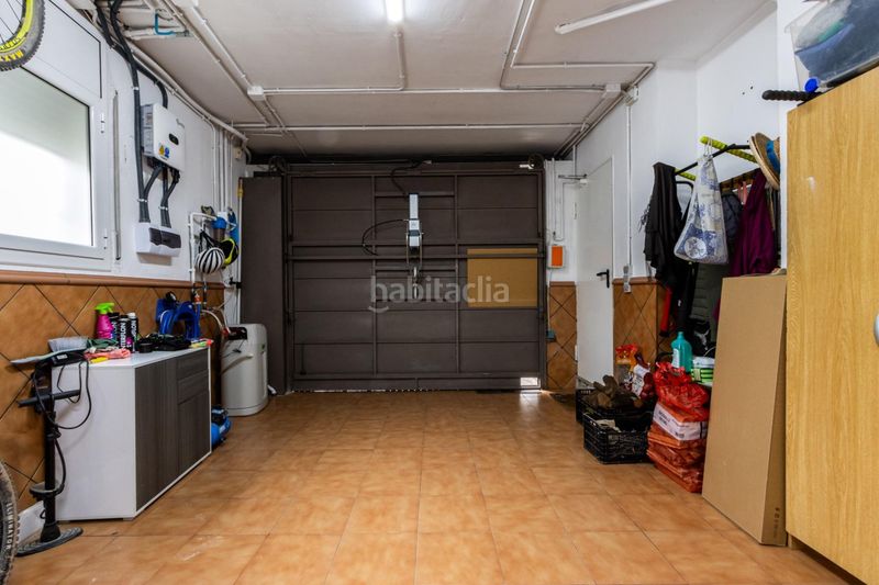 Foto c565ab7d-0a4d-4faf-8f26-22bb870ada9a. Casa adossada amb calefacció aparcament a Eixample - Can Bogunyà Castellar del Vallès