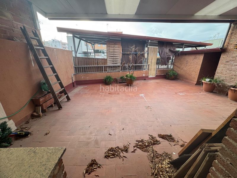 Foto b48c5ef7-f797-422c-b6ec-c56f234434bb. Edificio  en ca noriac, oportunidad de inversión en Sabadell