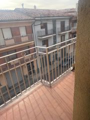 Flat  Carrer de lluís coll. 10 rentabilidad bruta en manlleu. oportunidad de inversion.