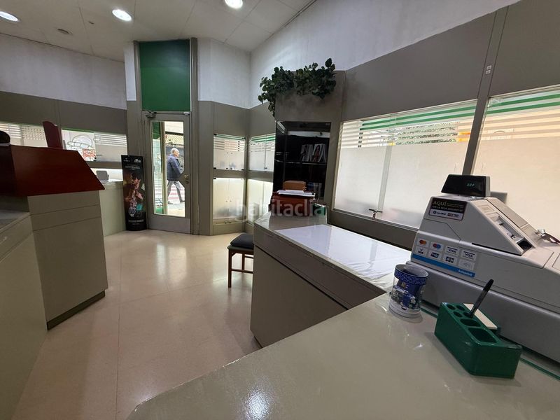 Foto 2ffbfbf8-a356-4840-be9a-426a1eb30505. Lloguer local comercial a Centre Sabadell