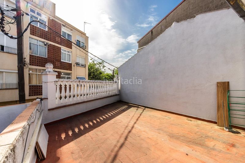 Foto 47ca70c8-1a72-4759-9213-21df63057251. Casa adossada amb calefacció a Creu de Barberà Sabadell