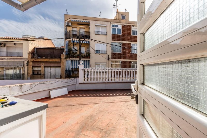 Foto c8df6d90-ea67-4716-822d-88e9a03833e8. Casa adossada amb calefacció a Creu de Barberà Sabadell