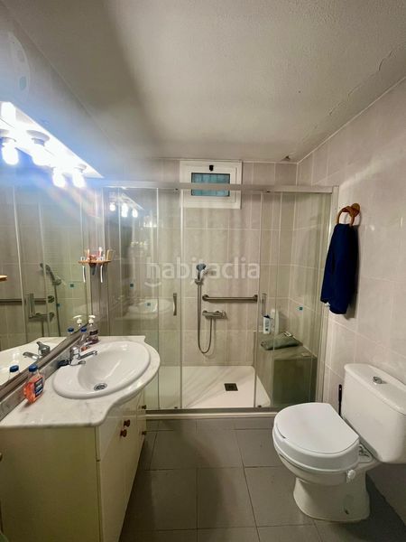 Foto 02c850fb-ee92-4300-b836-076b3d491a63. Casa amb calefacció aparcament a Can Vinyals Esparreguera