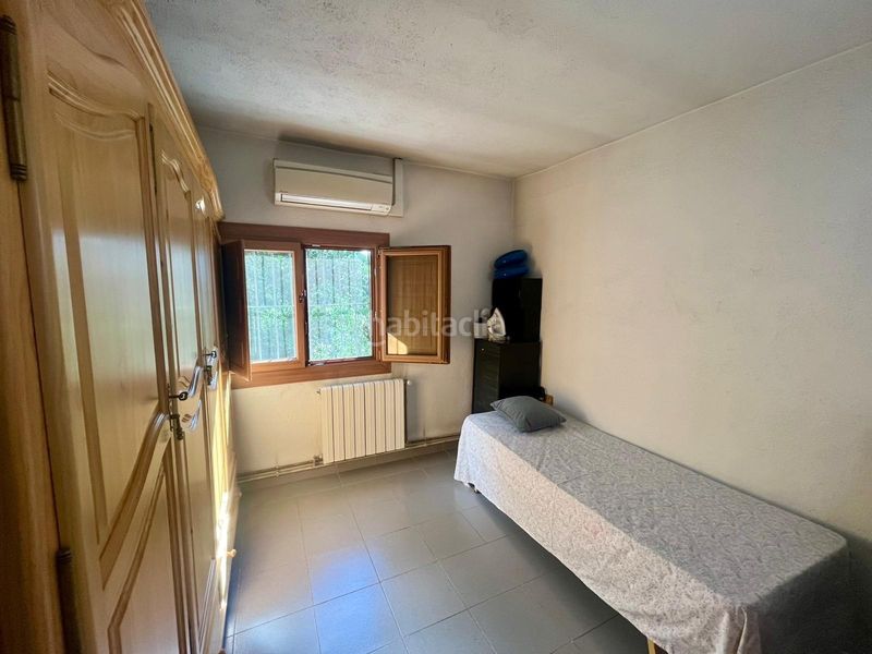 Foto 6b65954d-1479-46c9-bfa2-5db232e56b85. Casa amb calefacció aparcament a Can Vinyals Esparreguera