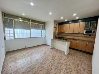Appartamento  Filipines de les. Acogedor piso en sabadell  els merinals