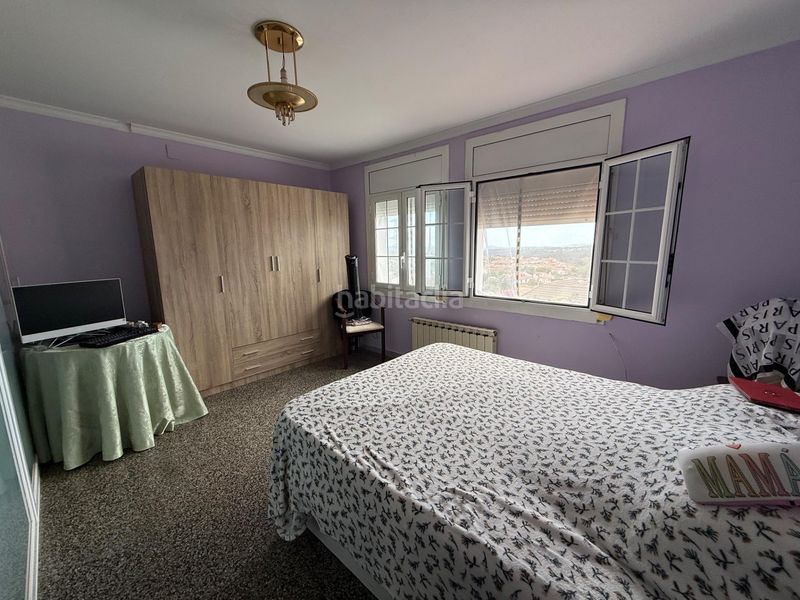 Foto 7f577bd0-9882-45da-99a7-90789d9fd306. Casa amb calefacció a Airesol Castellar del Vallès