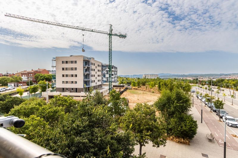 Foto d638a760-8609-4e62-8ba4-6a498f524663. Pis amb calefacció aparcament piscina a Can Gambús Sabadell