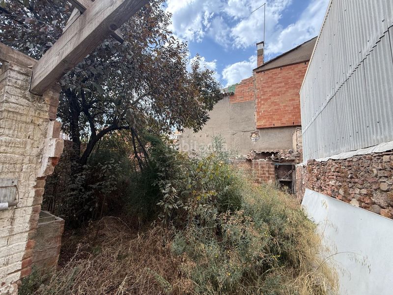 Foto b87e992a-e3f6-4fc7-a682-873de6db2d97. Casa adossada a Centre Sabadell