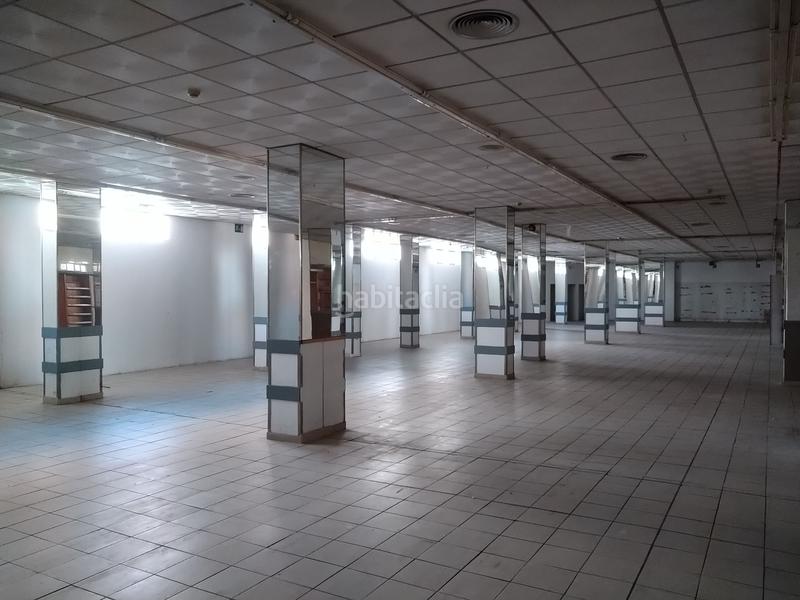 Foto ad2455a3-1938-4e79-a3ab-7e4bc4badc41. Local commercial dans Juan de la Cierva Getafe