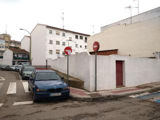 Terreny residencial  Calle de humanes. Increible solar en parla centro