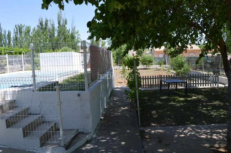 Foto 8750696c-b15a-4fff-bd87-bf5716ede98f. Casa amb piscina a Tarancón