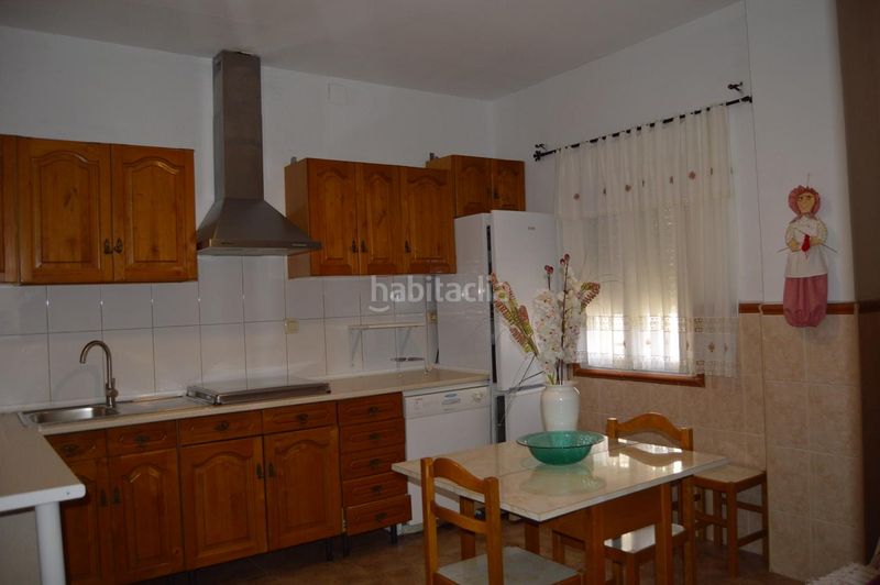 Foto b4ea3345-806d-4d58-90ba-31873763a091. Casa amb calefacció aparcament a Torrubia del Campo