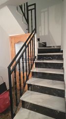 Haus  Valdepe�as. Casa  chalet en calle valdepe�as, villamayor de santiago