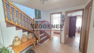 Haus  Urbano. Casa  chalet en calle urbano, torrejoncillo del rey