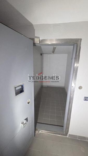 Foto 6002cc02-9cb5-4de7-bb32-5b9b01107c6d. Local comercial a Centro Cuenca