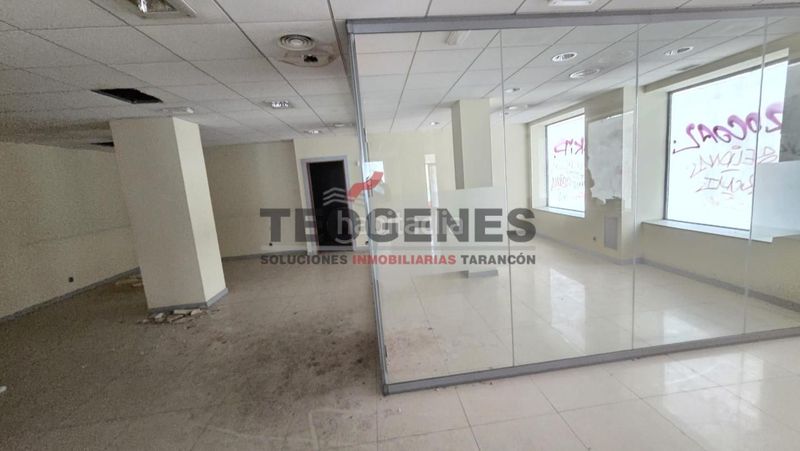 Foto 9288d58b-d1e3-4f47-b51b-bace0e3c9be9. Local comercial a Centro Cuenca