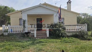 Casa  Aliaga. Casa  chalet en calle aliaga, barajas de melo