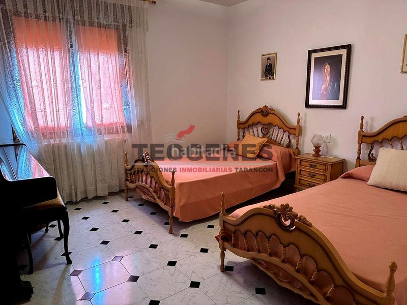Foto 046d5630-5631-43de-bcdd-57e15bd33237. Casa amb calefacció aparcament a Belmonte