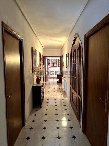 Foto 5157b4b4-8ed4-4922-9960-80633f6b2ae4. Casa amb calefacció aparcament a Belmonte
