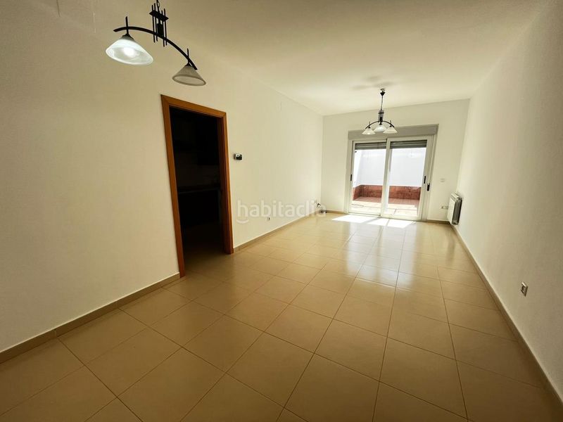 Foto 5511a067-b43a-44b0-a41f-acfd930f1dca. Casa adossada amb calefacció aparcament a Tarancón