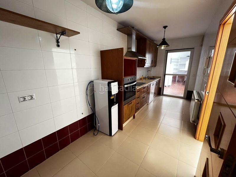 Foto 81cc4861-96ce-4722-ad94-b8026b9e8182. Casa adossada amb calefacció aparcament a Tarancón