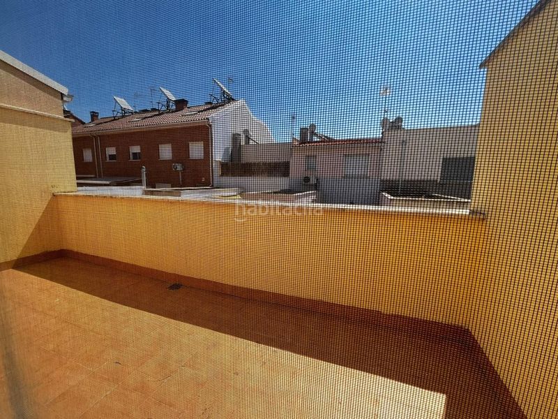 Foto e4394595-0767-4869-b782-e872c0924081. Casa adossada amb calefacció aparcament a Tarancón