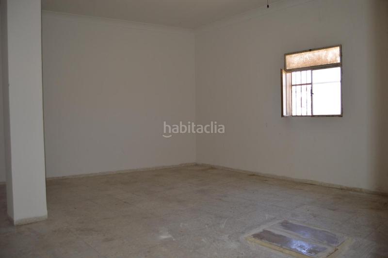 Foto f083a24e-60d4-4d6e-85ba-9ad3fdedb027. Local comercial a Tarancón