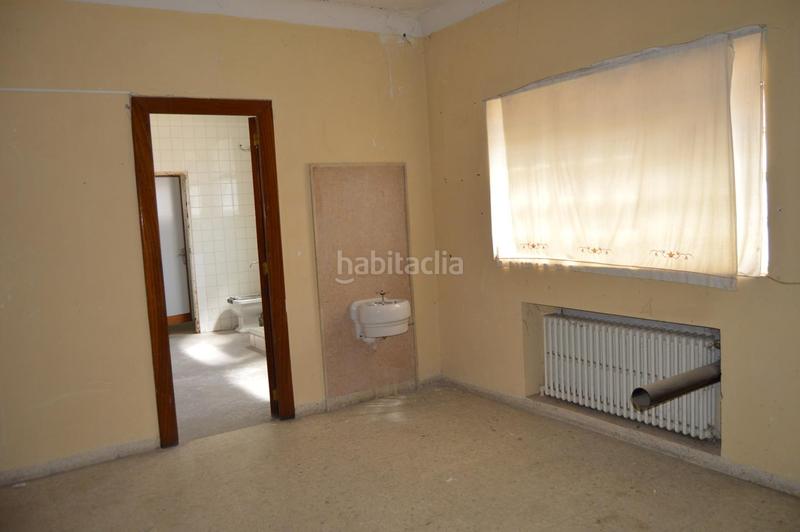 Foto fcdd21ab-27c4-45fc-857b-55e35774da6a. Local comercial a Tarancón