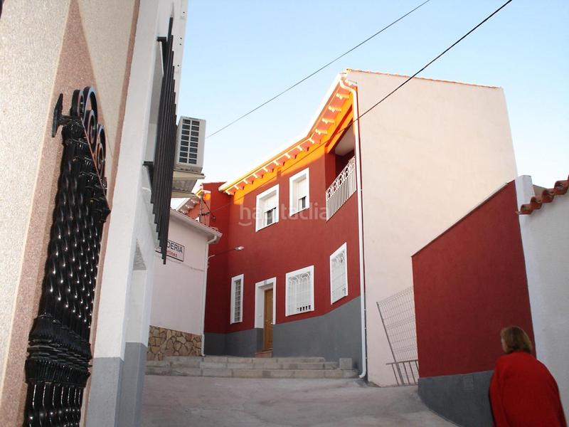 Foto d4df2ff9-d16d-40e5-bcd5-a414990f0655. Casa amb calefacció a Saelices