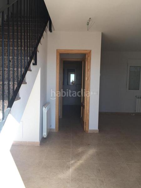 Foto 1ab751d2-3701-4a80-886d-4751d86fe2b7. Casa adossada amb calefacció aparcament a Saelices