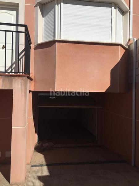 Foto cec17bdb-20de-4990-b8ba-fb2c484d888f. Casa adossada amb calefacció aparcament a Saelices