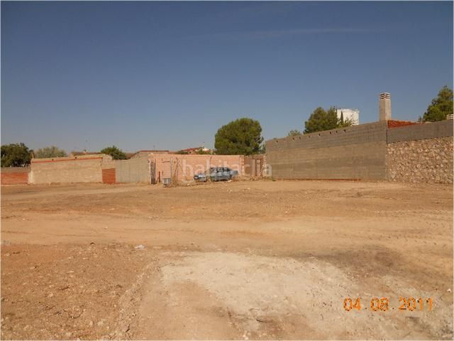 Foto d0e5eeef-2cd6-4ac7-9271-87d911c35c50. Terreno residencial precio muy rebajado !!!!!

solar de 3644 metros cuadrados.
vistas espectaculares, con vuelta a dos calles.

terreno ubicado e en Horcajo de Santiago