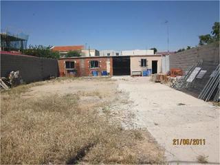 Terreny residencial  Calle joaquín rodríguez cagancho. Parcela de 530 m. aproximados
muy cuadrada con habitación-cocin