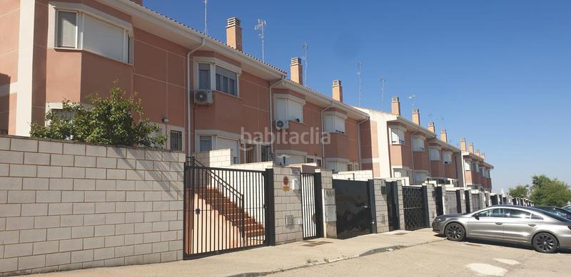 Foto 0c5c2fab-d507-43f0-8d0d-4c8c8afb4997. Casa adossada amb calefacció a Saelices