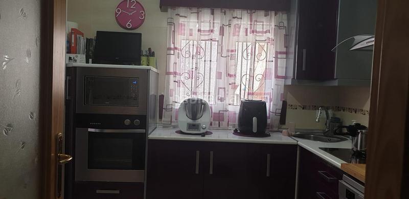 Foto 22f15f21-2522-4b17-8d7a-ef0f6f720662. Semi detached house with heating in Saelices