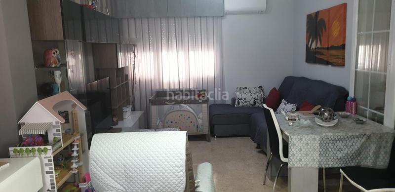 Foto 7ddd2c69-1d8d-4293-92b7-e5c5382125b2. Semi detached house with heating in Saelices