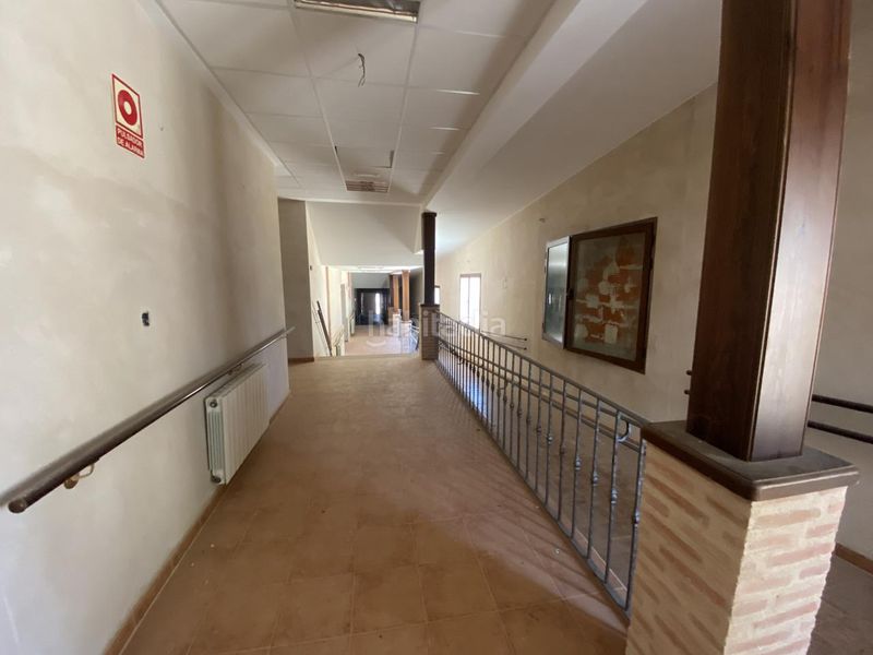 Foto ccc46bc4-a819-4122-801d-adf6afda9a8c. Edificio in Belmonte