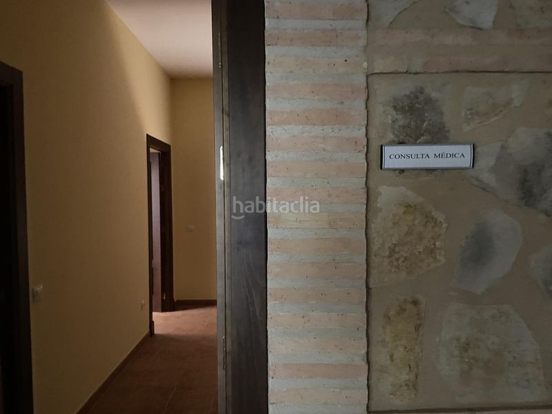 Foto eda46426-13ca-48e4-adf0-98dff81bee77. Edificio in Belmonte